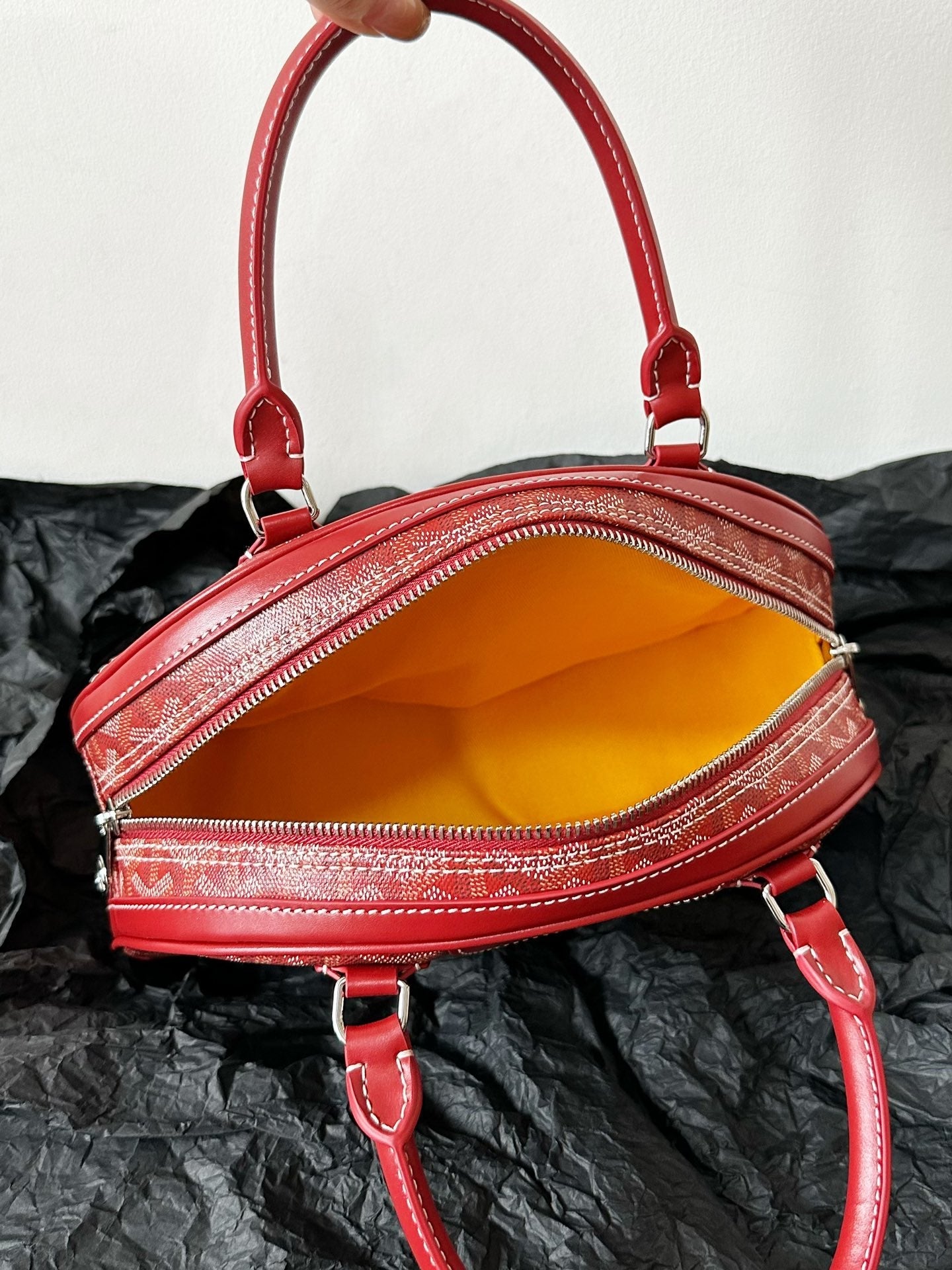 Goyard Goya Bowling Ball Small Red Canvas 27cm