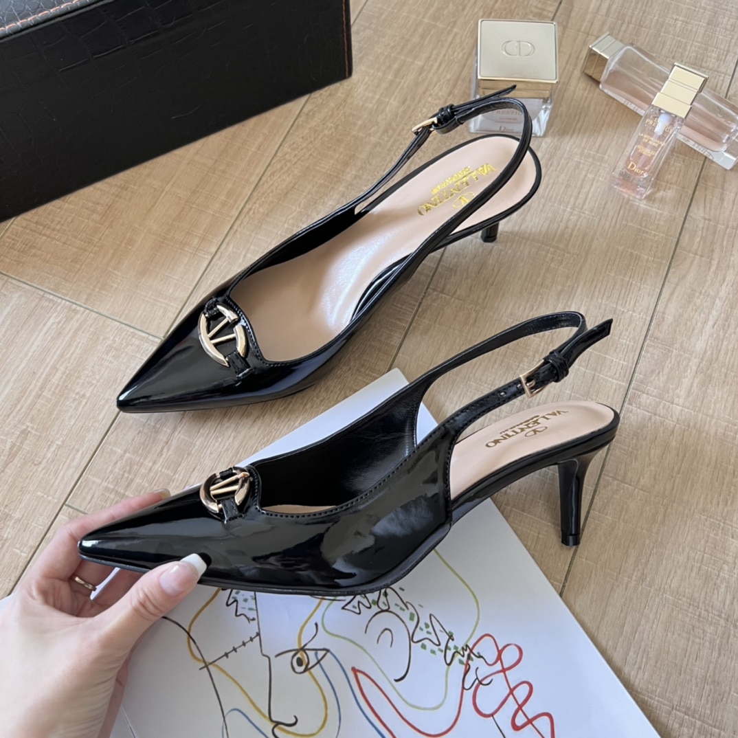 Valentino VLogo Shiny Leather Leather Heels In Black