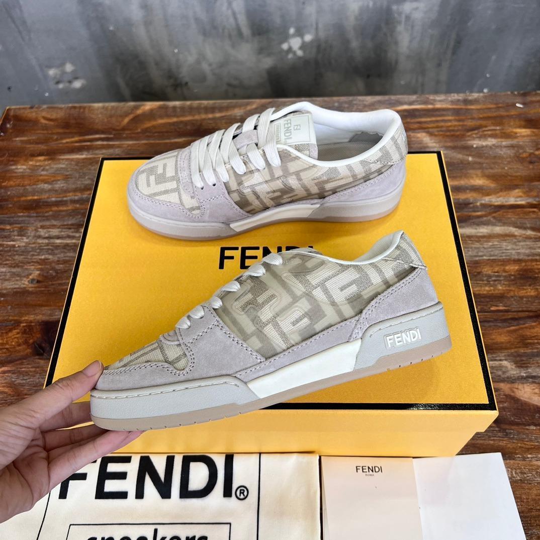 FENDI CASUAL SNEAKERS