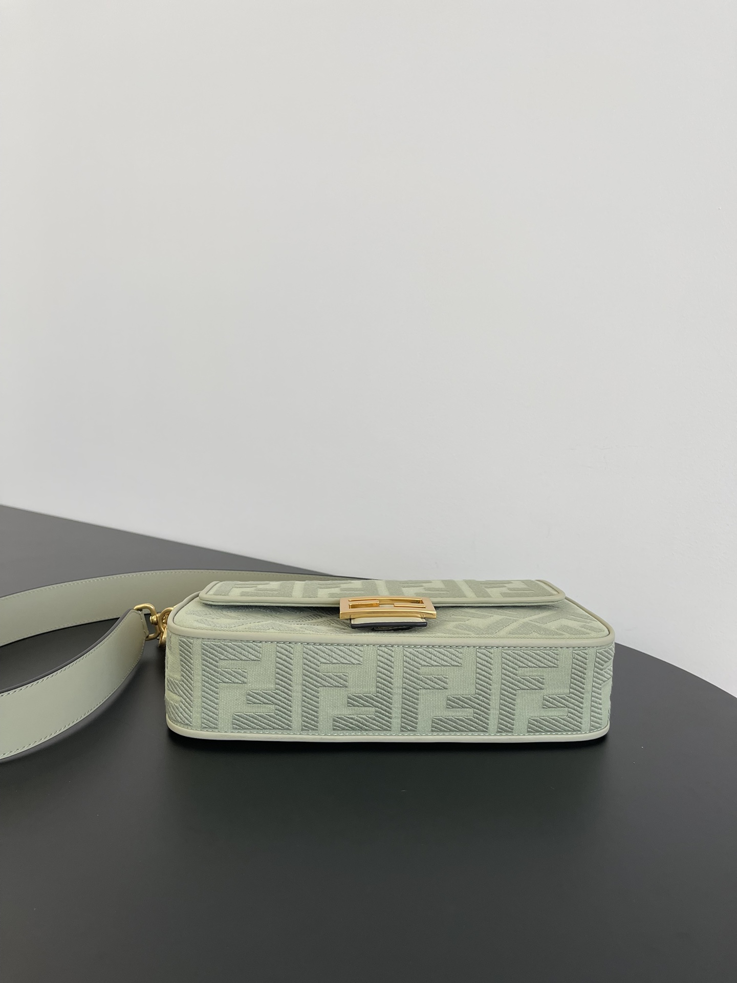 Fendi Baguette Leather Bag 26cm/ 10.2in
