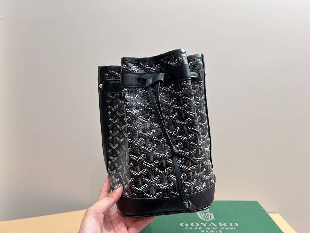 GOYARD GOYARDINE PETIT FLOT BUCKET BAG BLACK 23CM