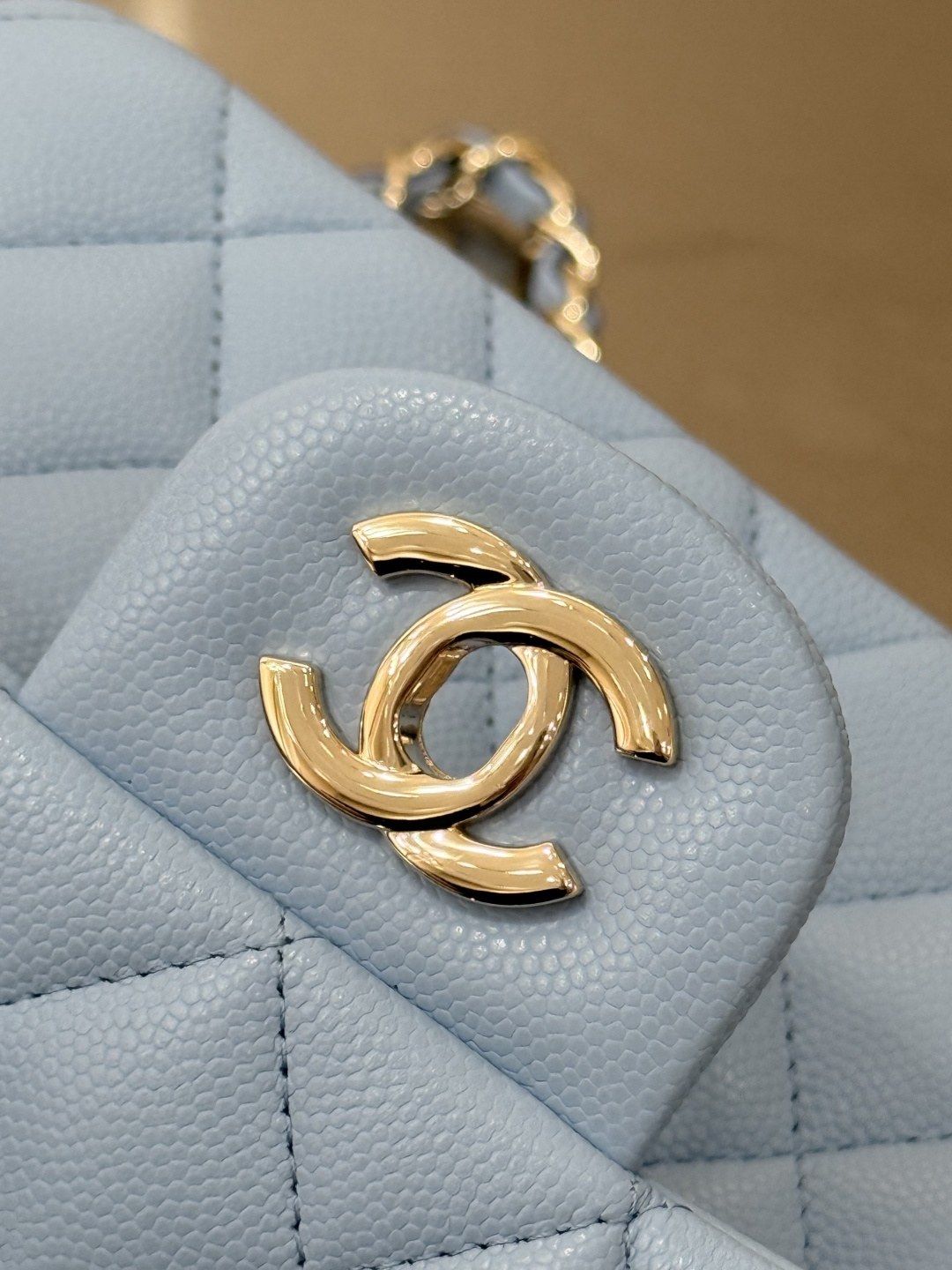 Mini Classic Flap Handbag（Creamy Blue）