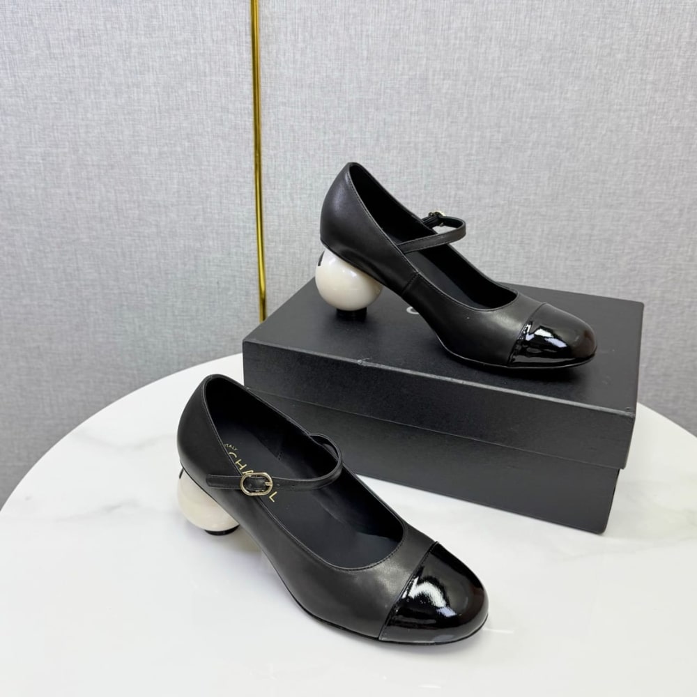 Chanel Mary Janes Patent And Imitation Pearls Black G46775 B22202 94305