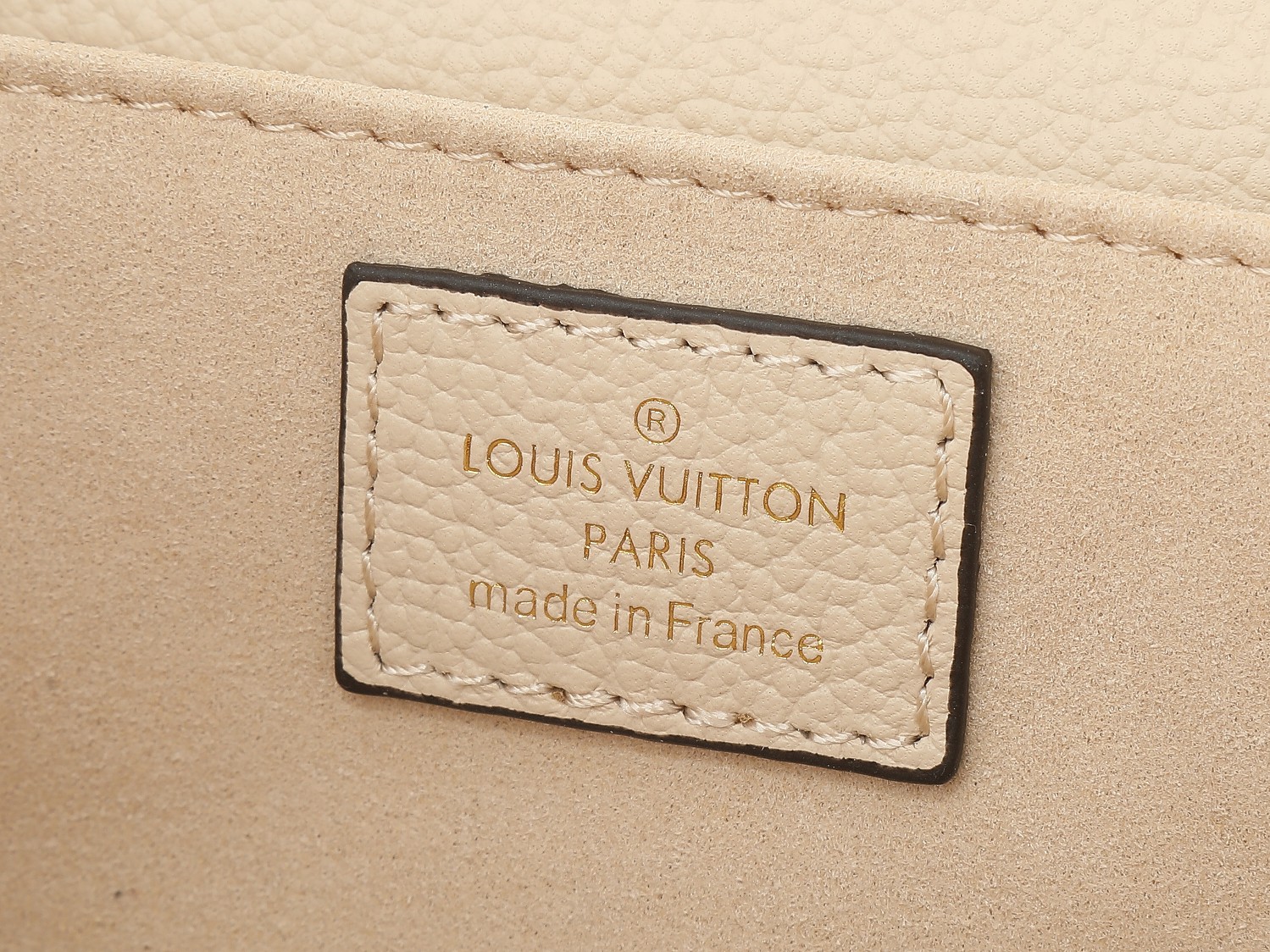 Louis Vuitton Pochette Métis East West Monogram Empreinte Leather – Women – Handbags Cream