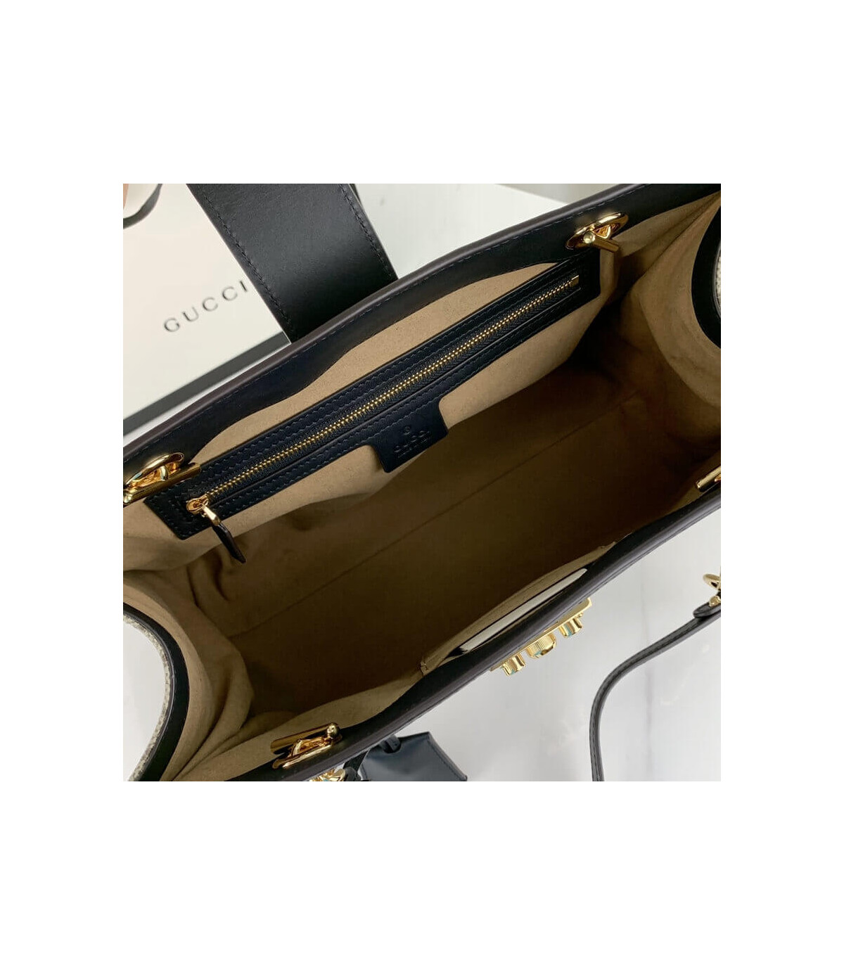 Gucci Padlock Medium GG Shoulder Bag Black