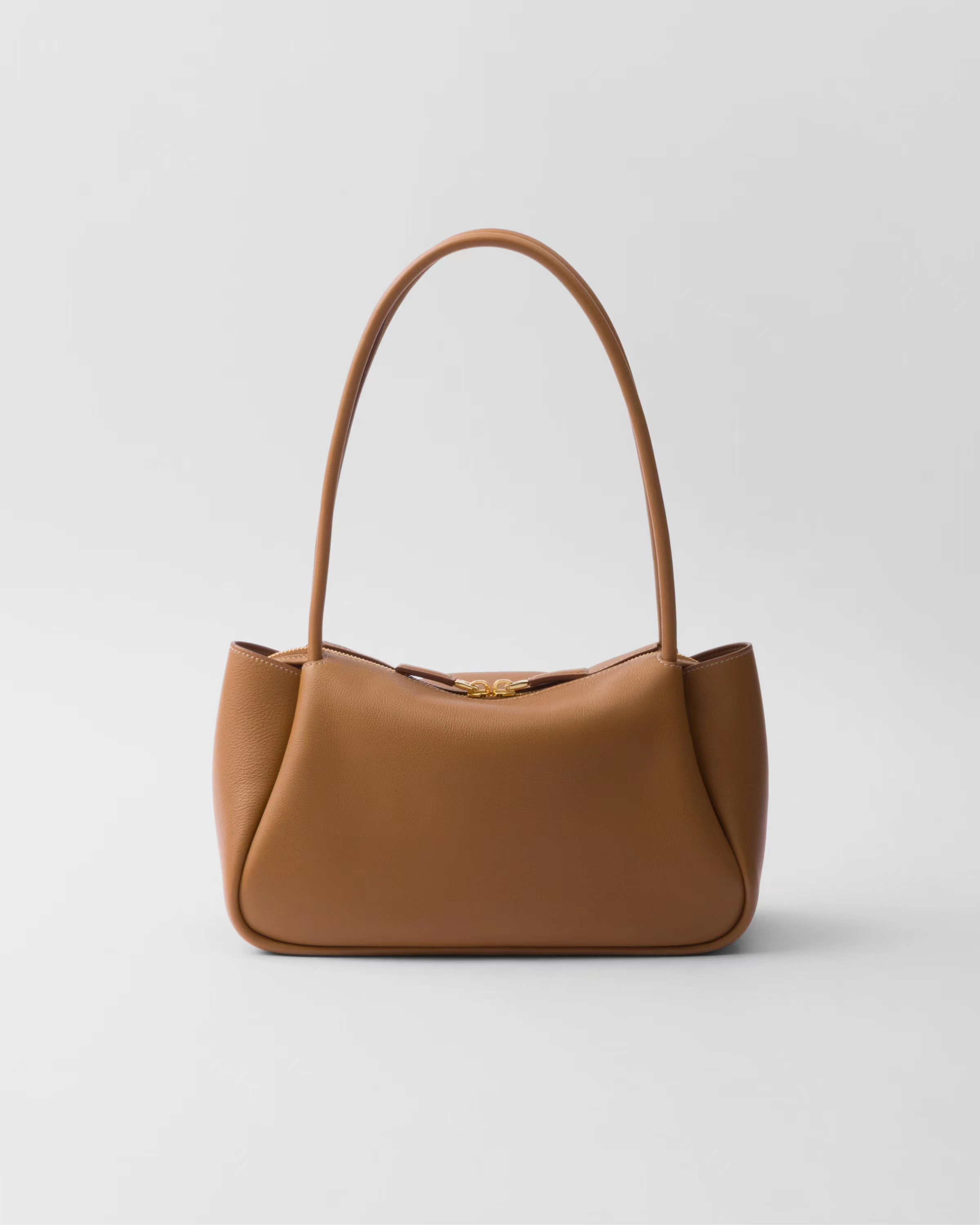 Medium leather handbag