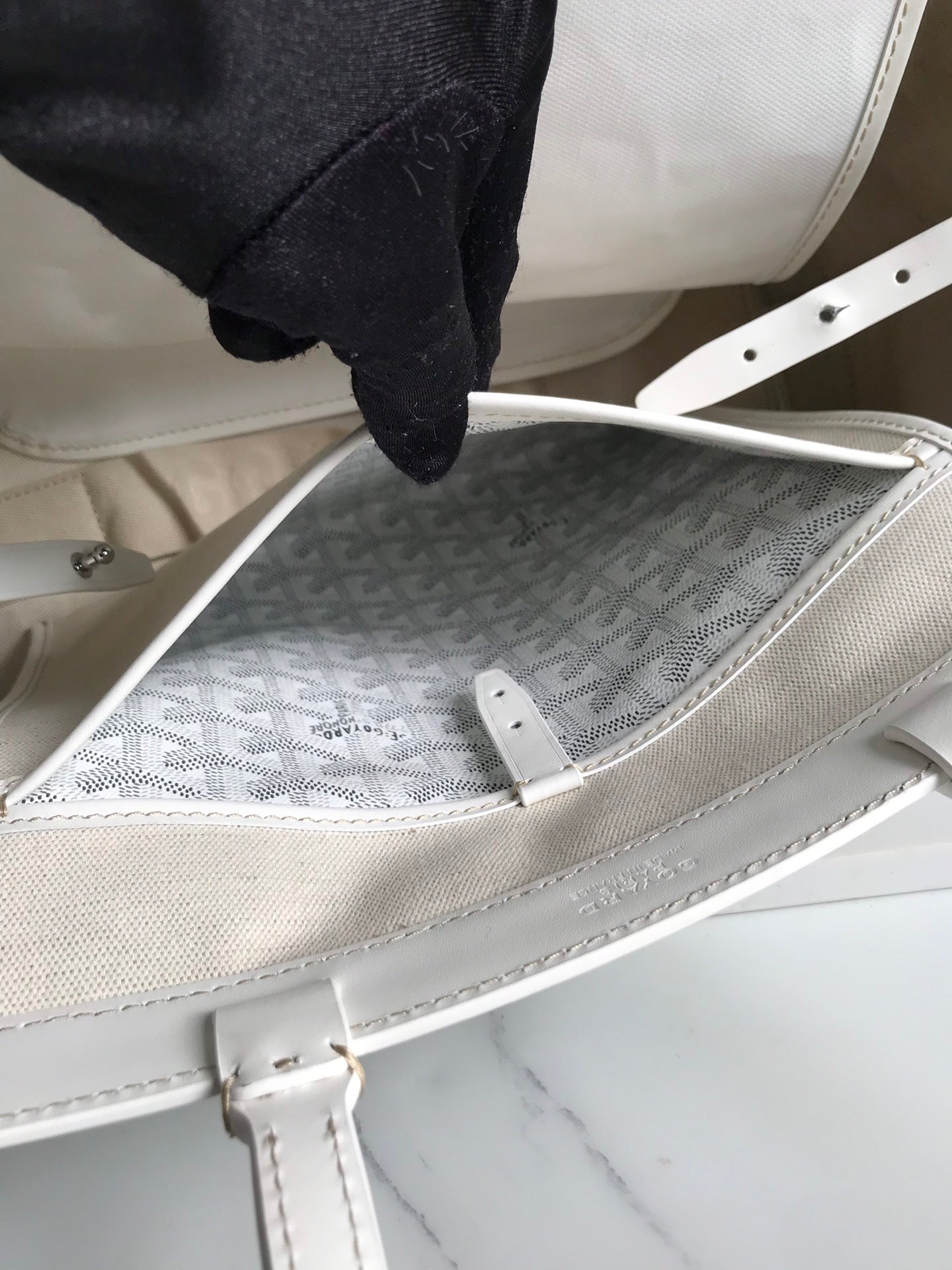 Goyard Bellechasse Biaude Pm Bag 36 Cm White Goyardine Canvas And Calfskin Trim
