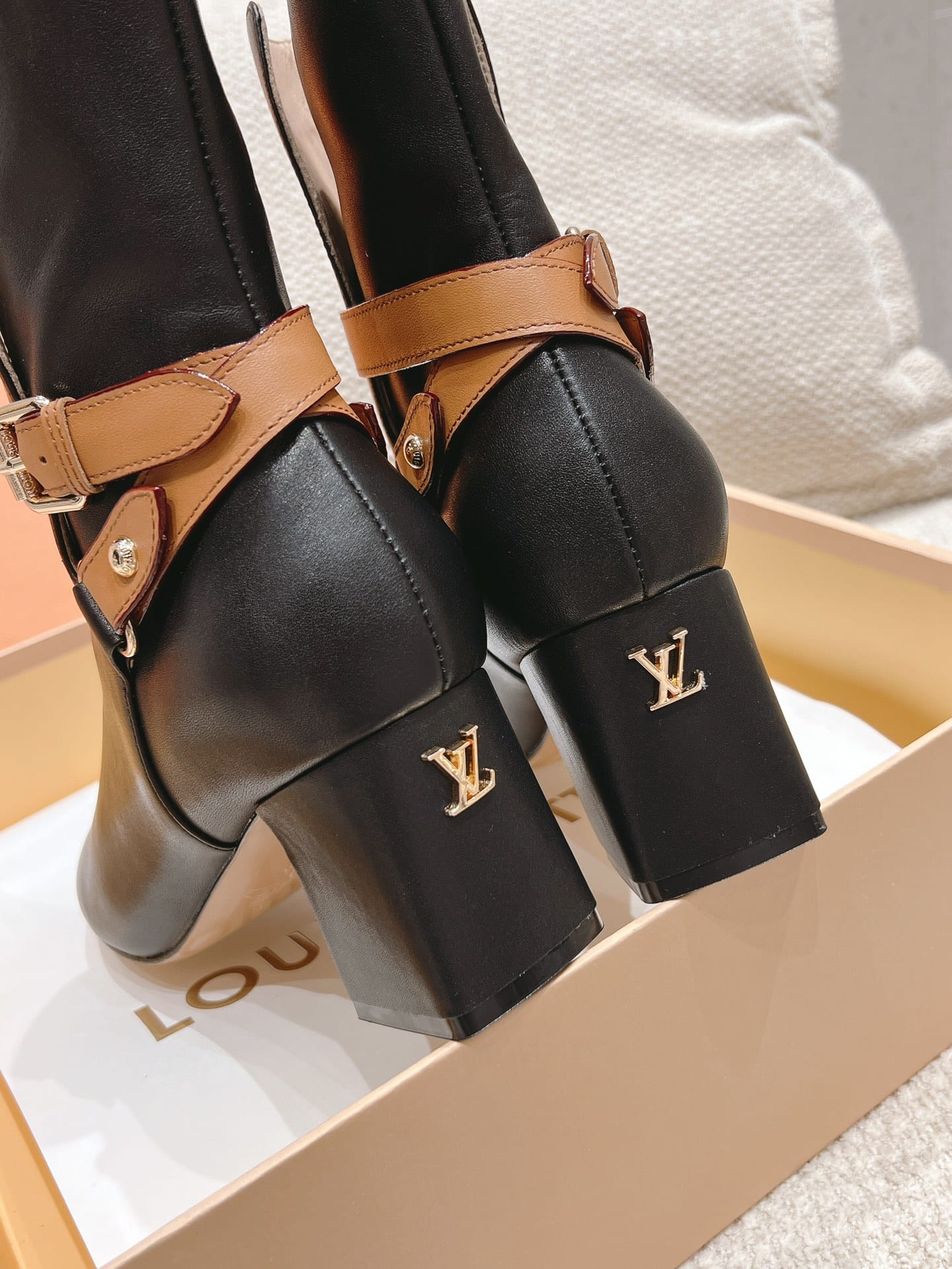Louis Vuitton Parisienne Ankle Boot Black 1Ac8Go