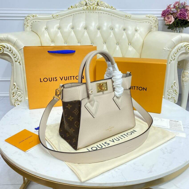 Louis Vuitton On My Side Pm 25Cm Greige