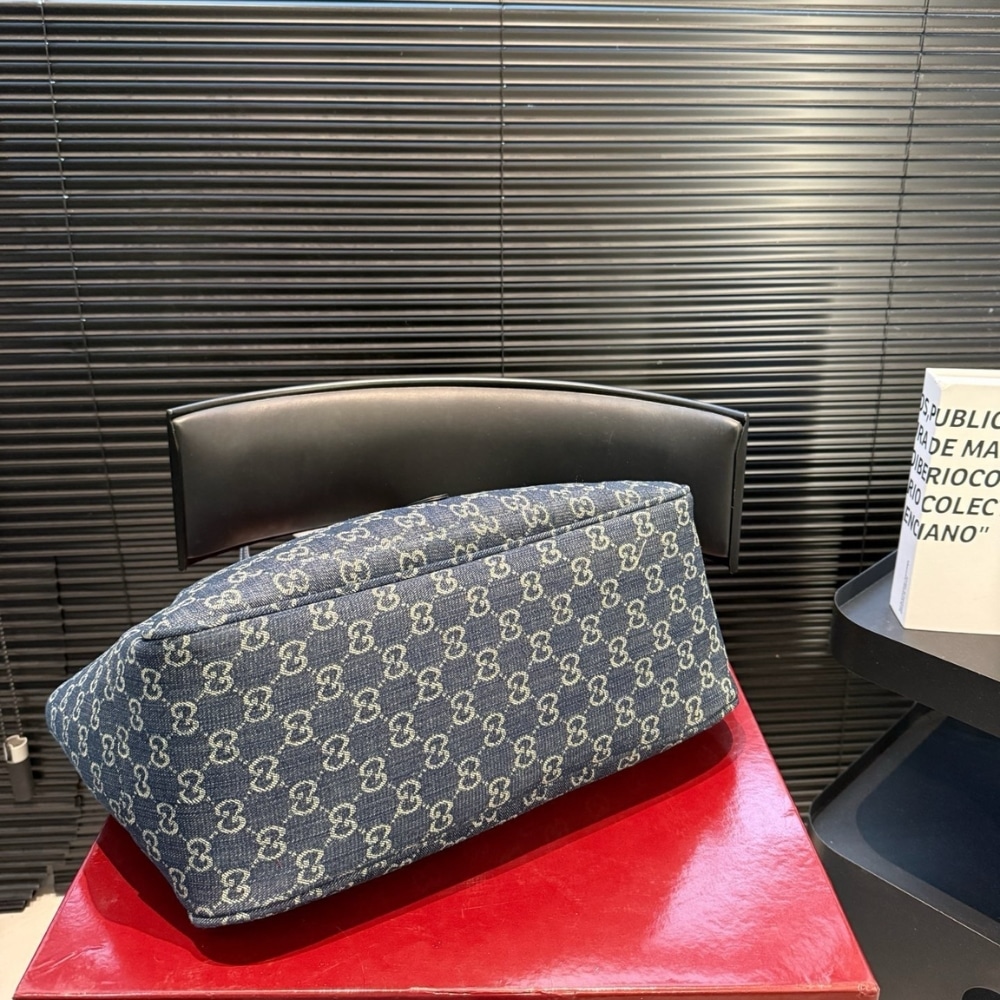 Gucci Mercato Medium Tote Bag GG Canvas Denim Blue 35cm