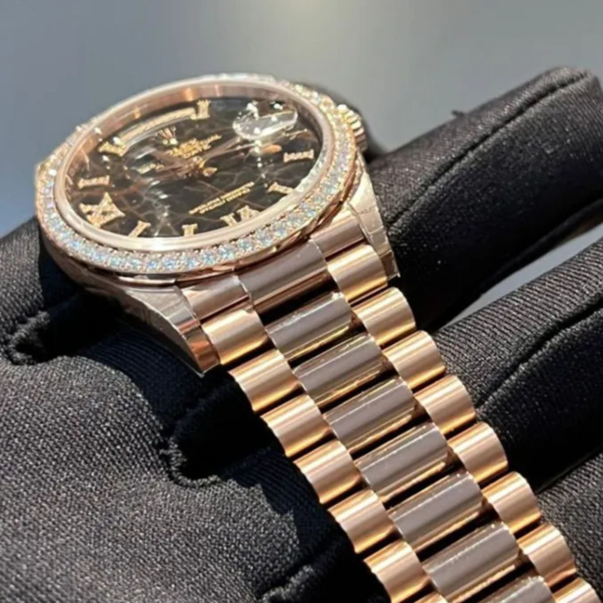 [Superclone] Rolex Day-Date 36mm Eisenkiesel Dial President 128345RBR
