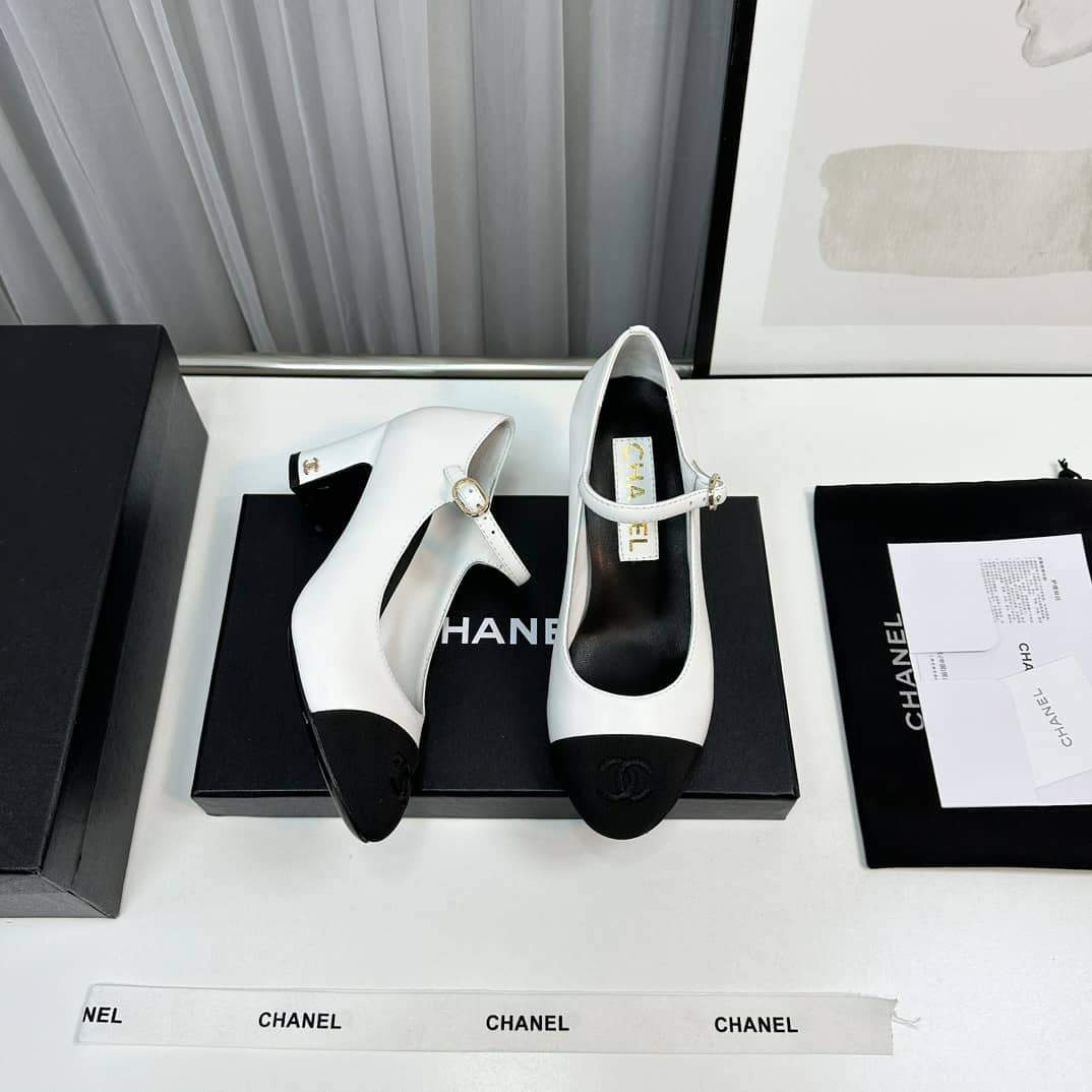 Chanel Mary Janes White G45118