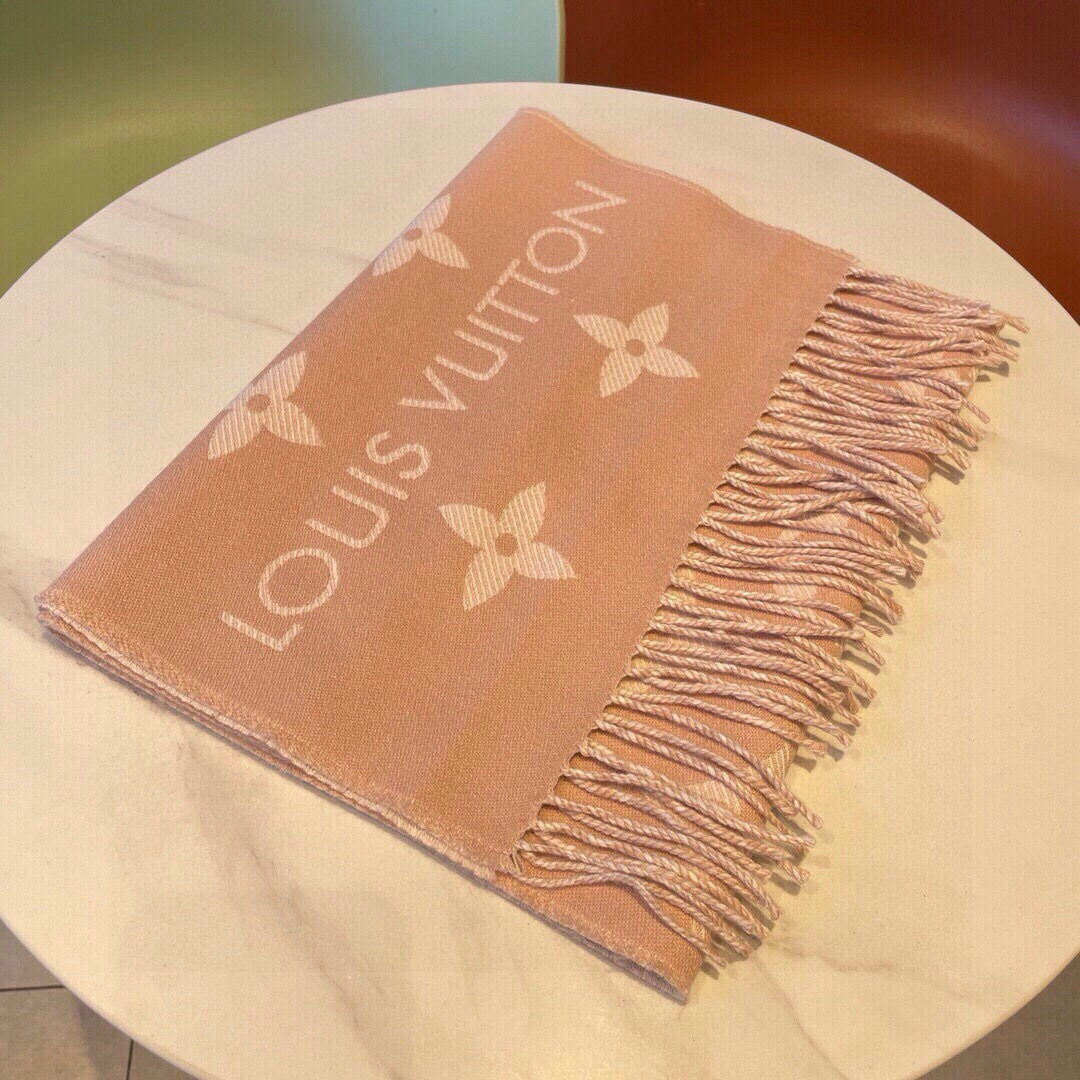 LOUIS VUITTON M77854 LV Essential scarf