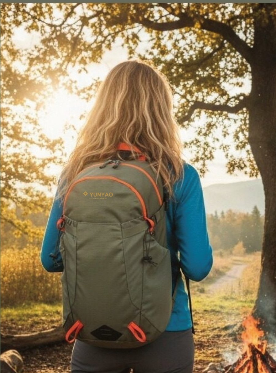 Hiking Daypack H1