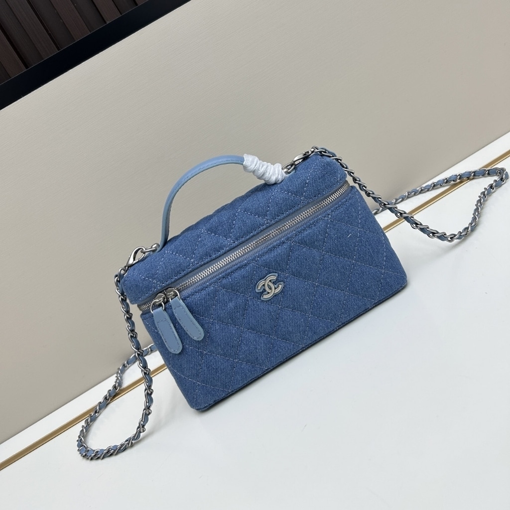 Chanel Classic Vanity With Chain Silver Tone Denim Blue 19cm