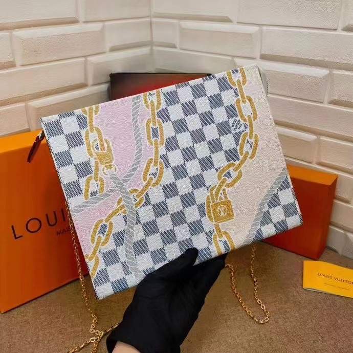 Louis Vuitton Toiletry Pouch On Chain 25Cm Damier Azur N40469