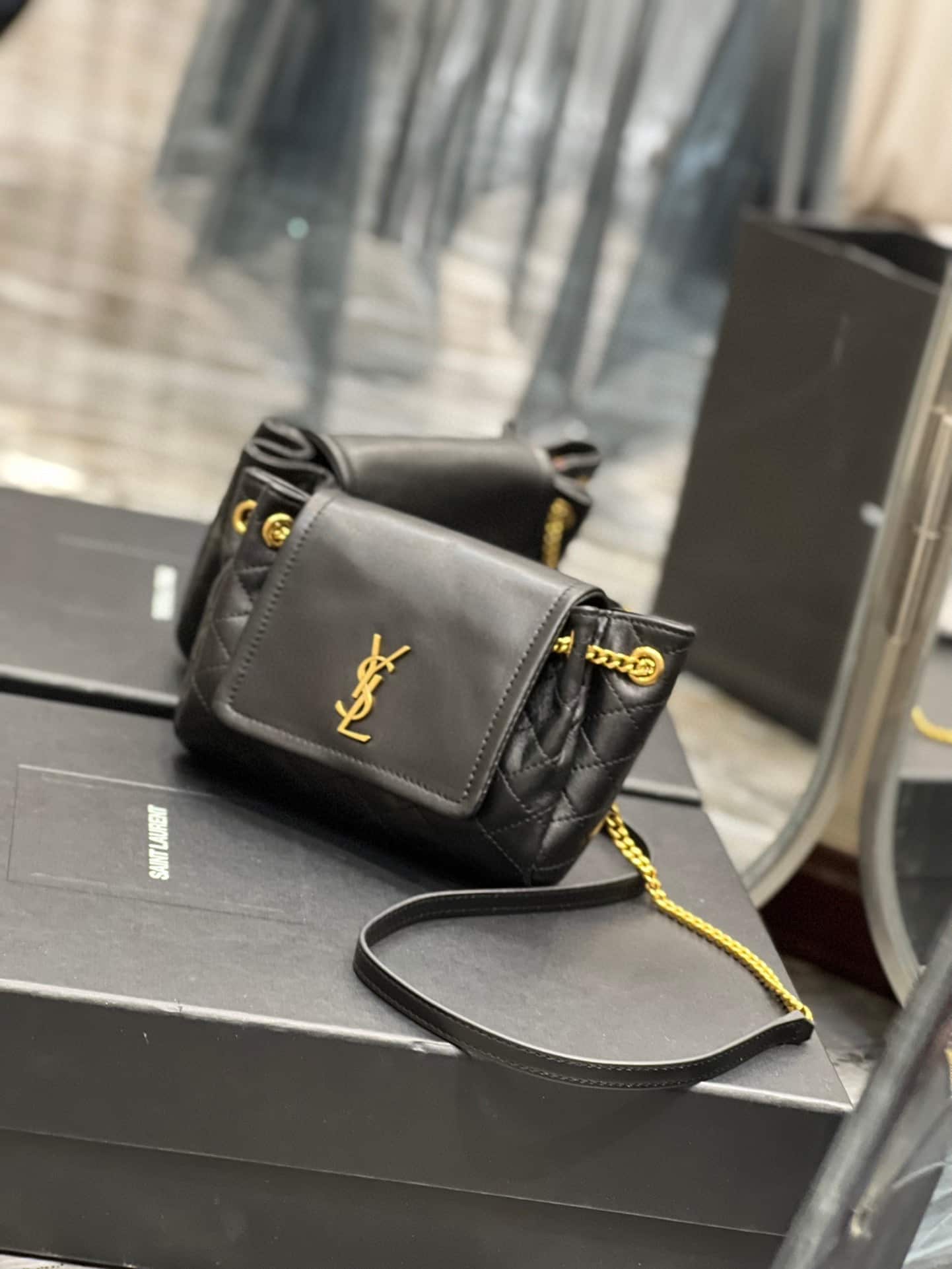 Saint Laurent Mini Nolita In Black 18Cm