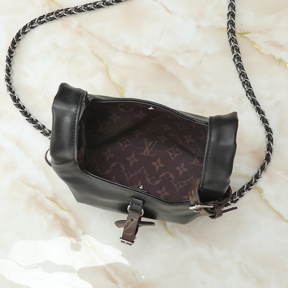 Louis Vuitton Atlantis MM Black 17Cm