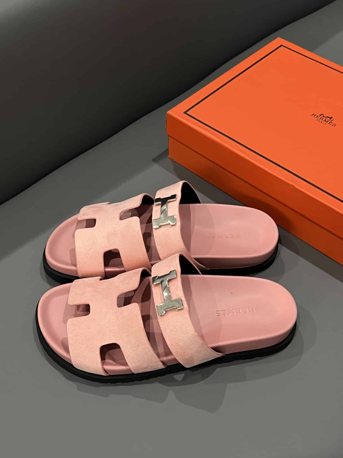 Hermes Chypre Sandal H Logo Silver Hardware Pink