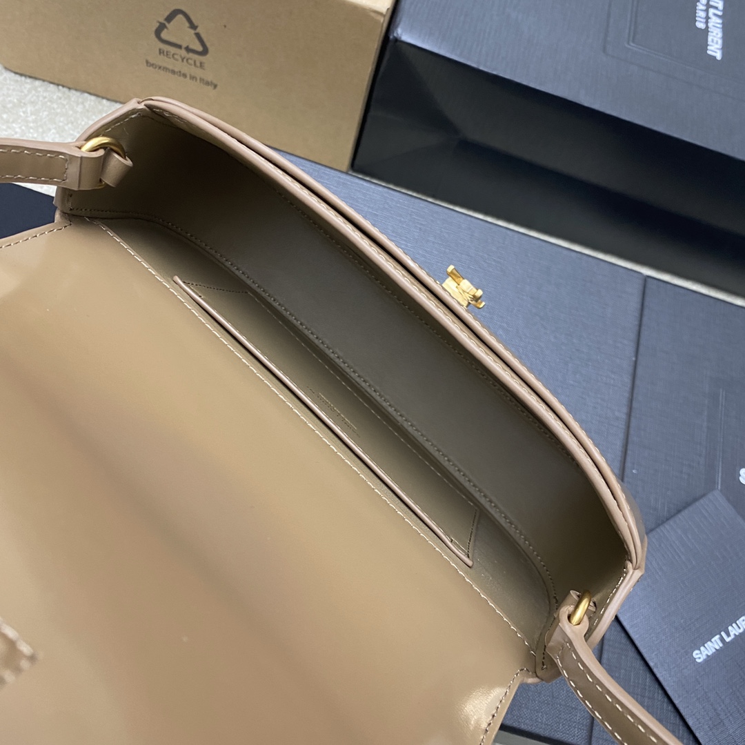 YSL-779642