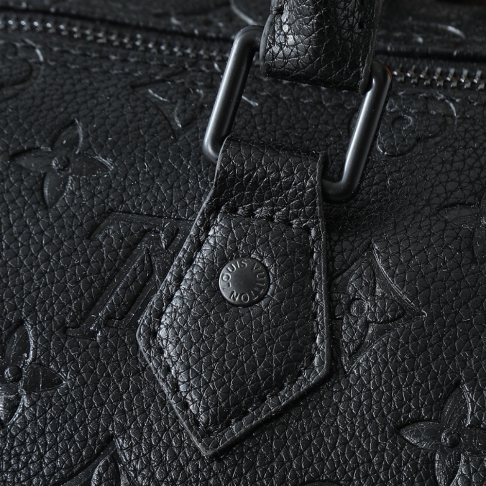 Louis Vuitton Speedy P9 Bandoulière Ultra Black 26cm