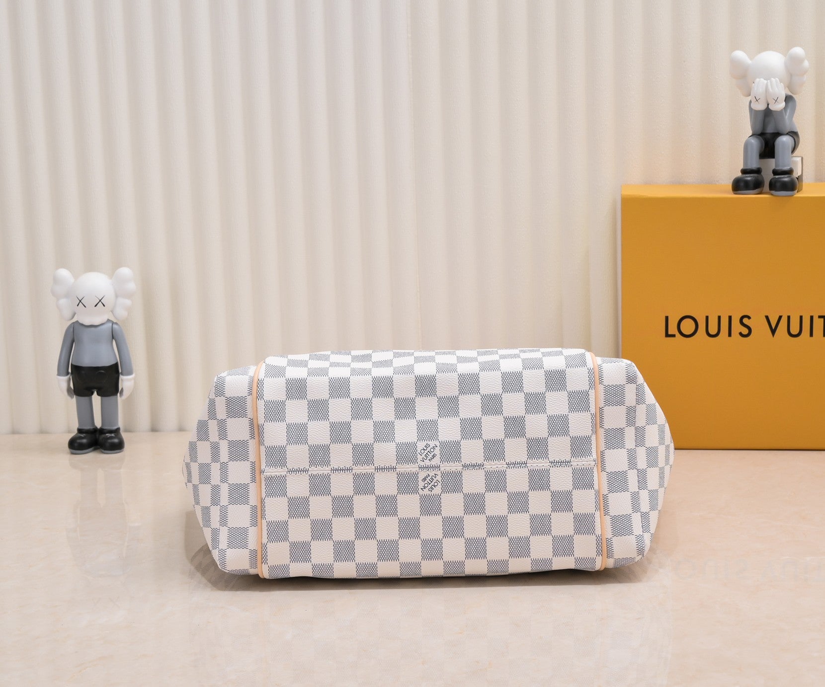 Louis Vuitton Totally Mm Damier Azur 43Cm