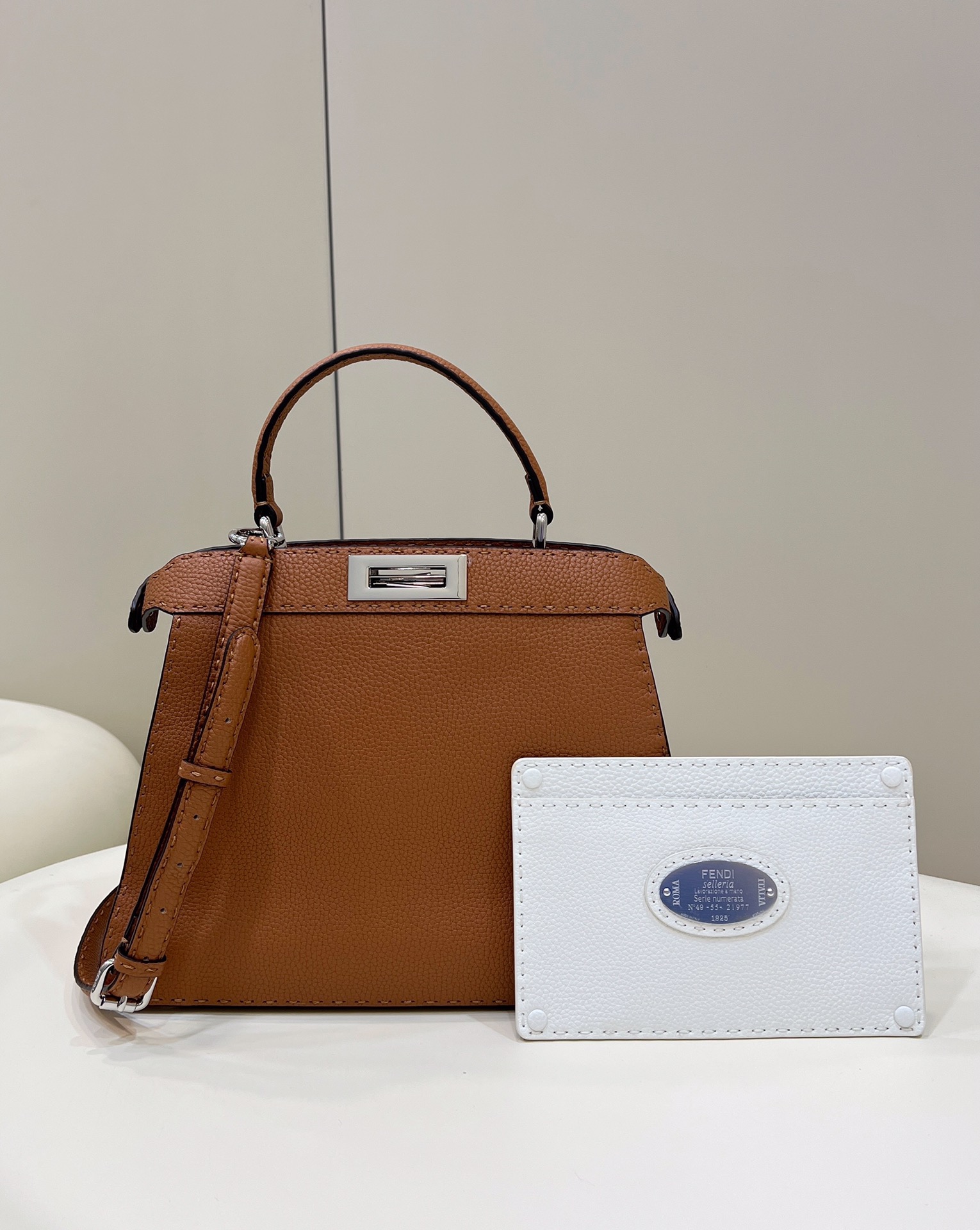 Fendi-PEEKABOO-80012L Caramel