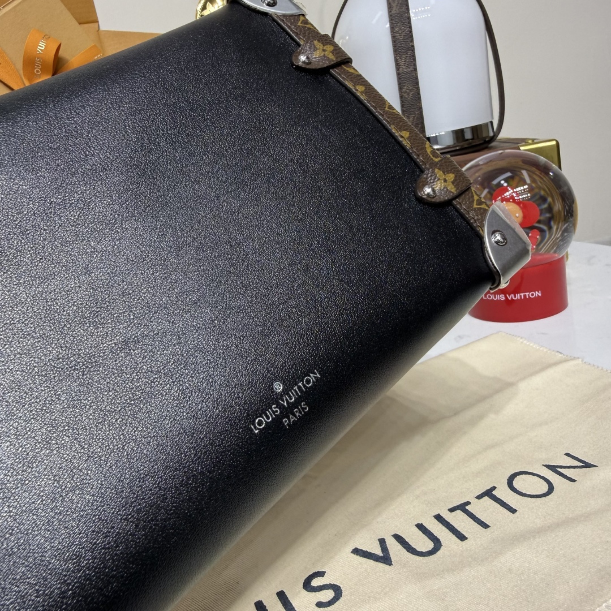Louis Vuitton Side Trunk M15195 23.5cm/9.3in