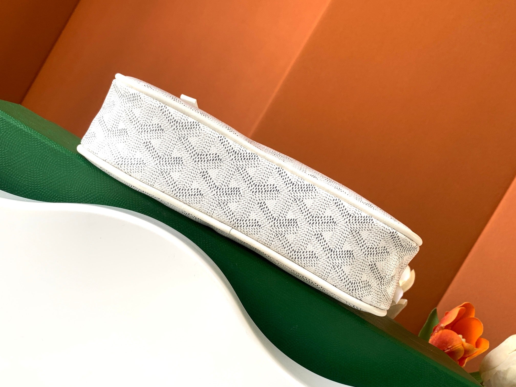 Goyard Yona Bag Coated MM 21Cm White Canvas