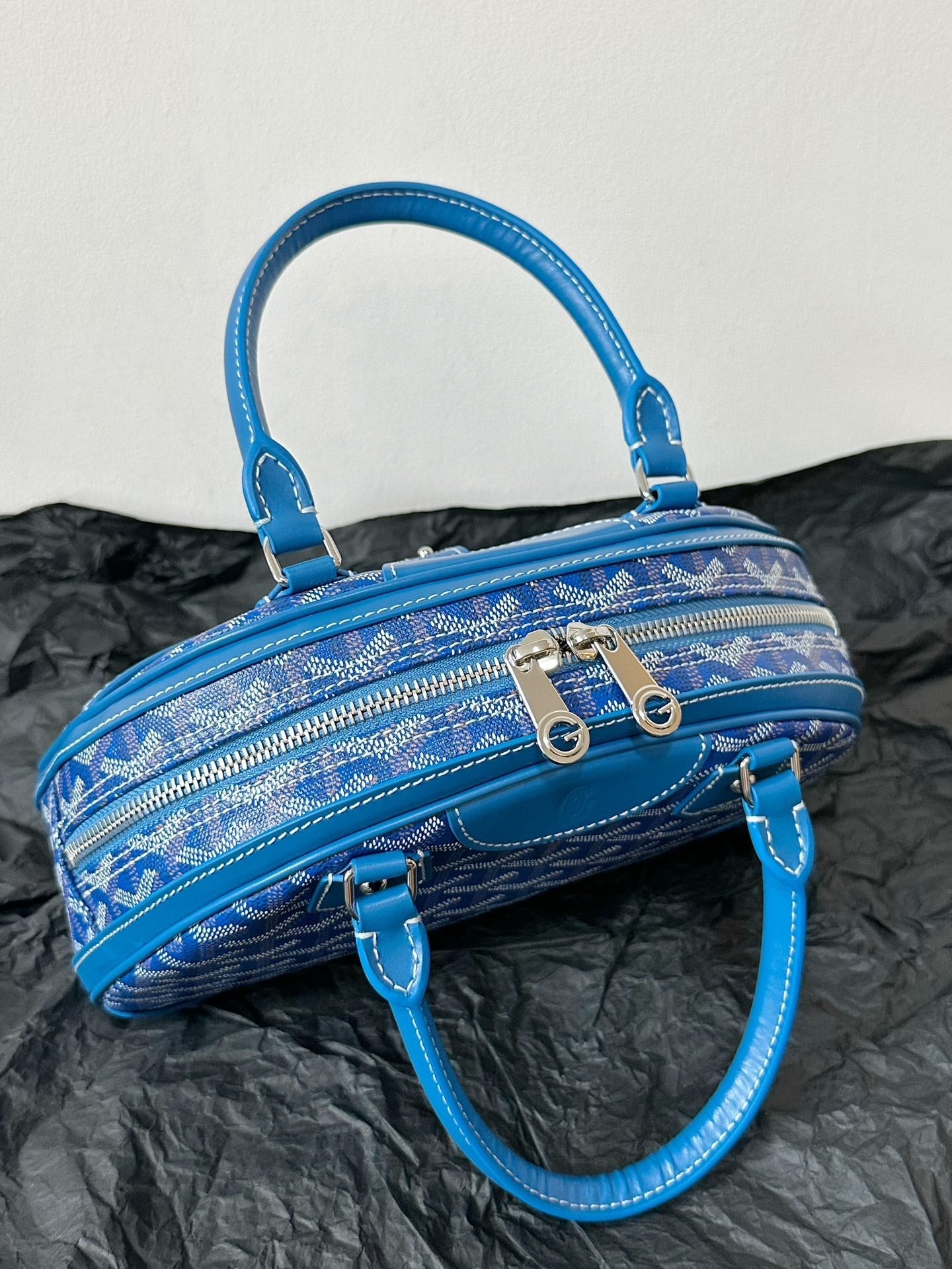 Goyard Goya Bowling Ball Small Blue Canvas 27cm