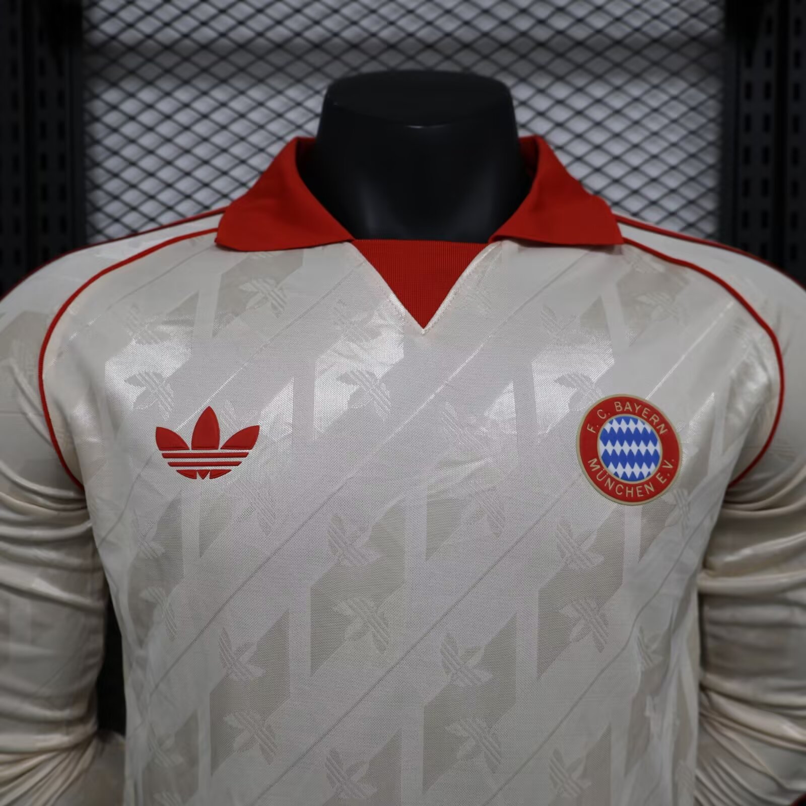 2024/2025 Long Sleeve Player Version Bayern Munich Special Edition Football Jersey 1:1 Thai Quality