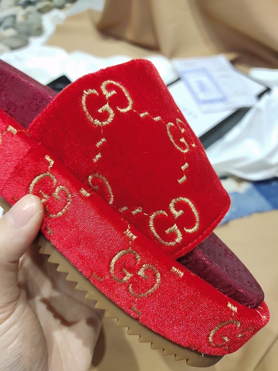 Gucci Women?S With Gg Pattern Slide Sandal Red