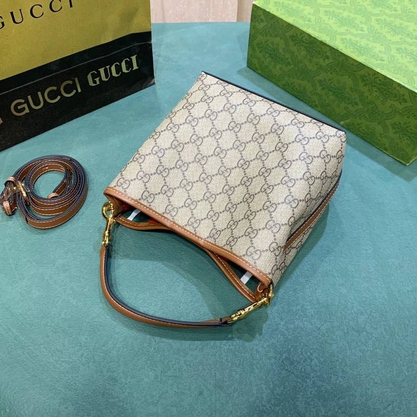 Gucci GG Emblem Mini Bucket Bag Beige And Dark Brown 19Cm ‎815118 FAD6L 9758