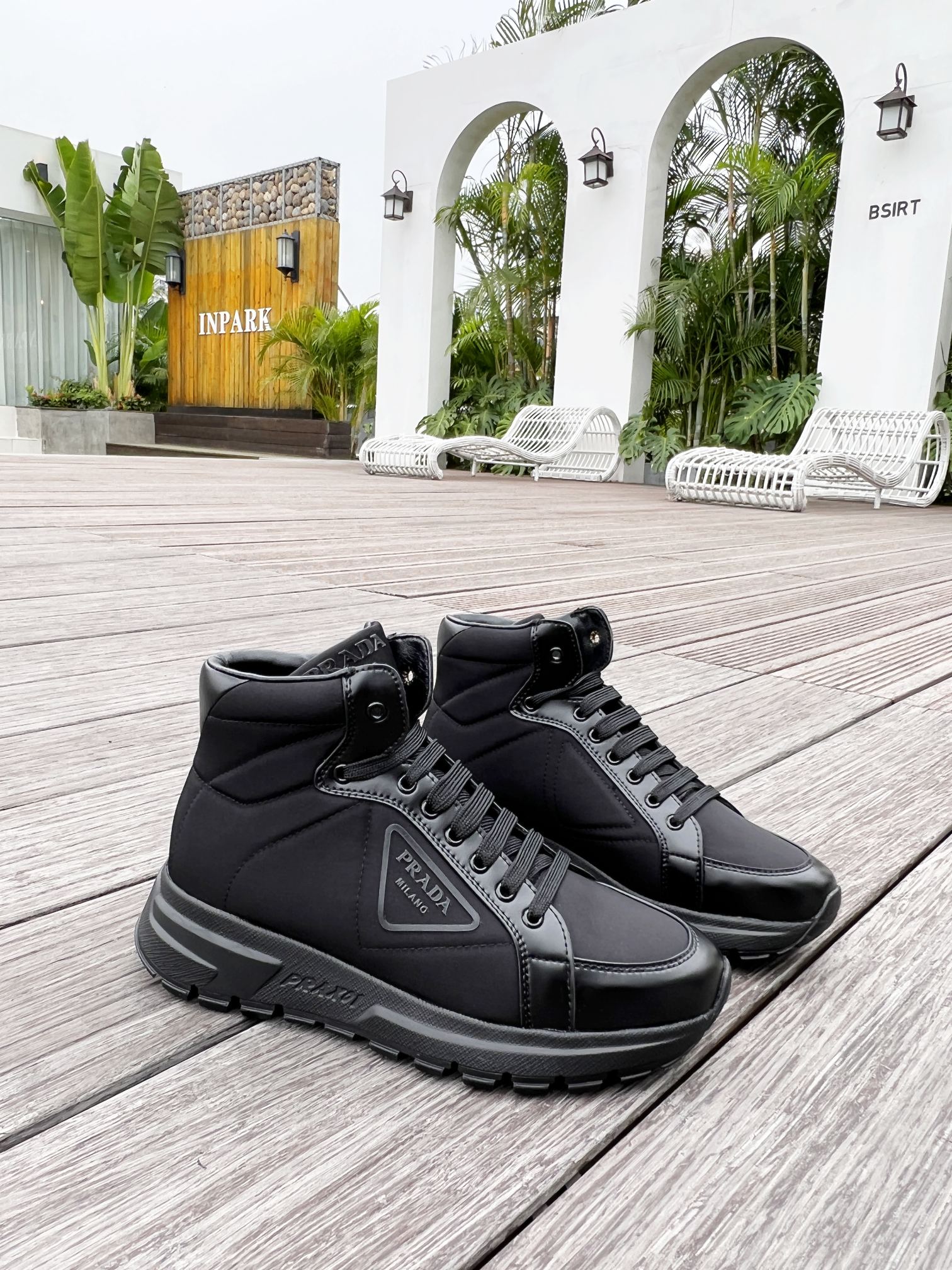 Prada Prax 01 Re-Nylon And Brushed Leather Sneakers Black 4T35923Lf5F0002