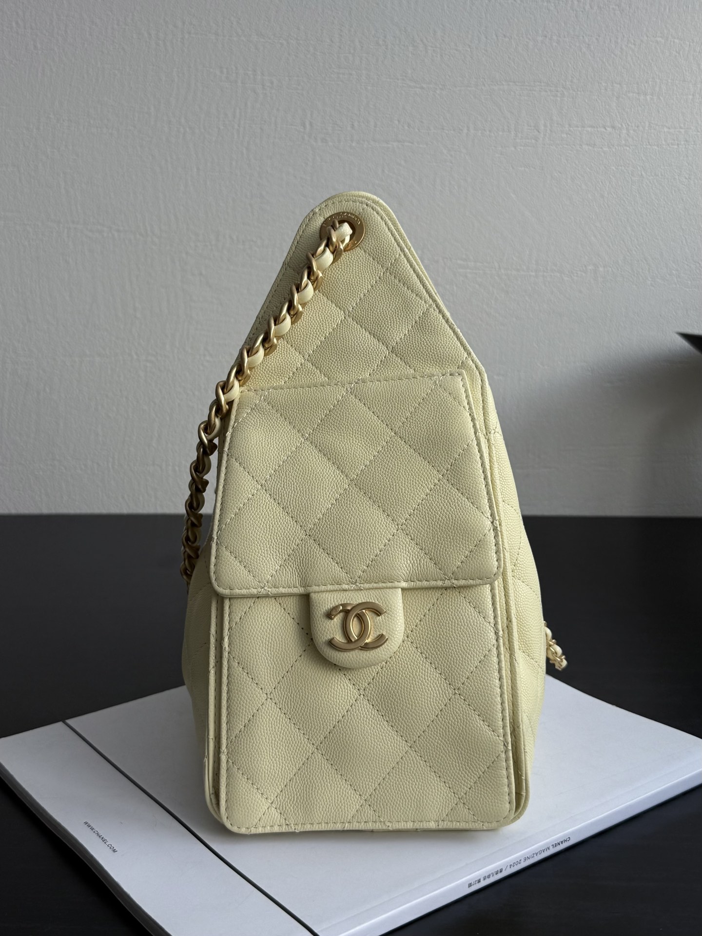Chanel Spring-Summer 2025 Handbag Grained Calfskin & Gold-Tone Metal Yellow 30Cm/ 11.8In