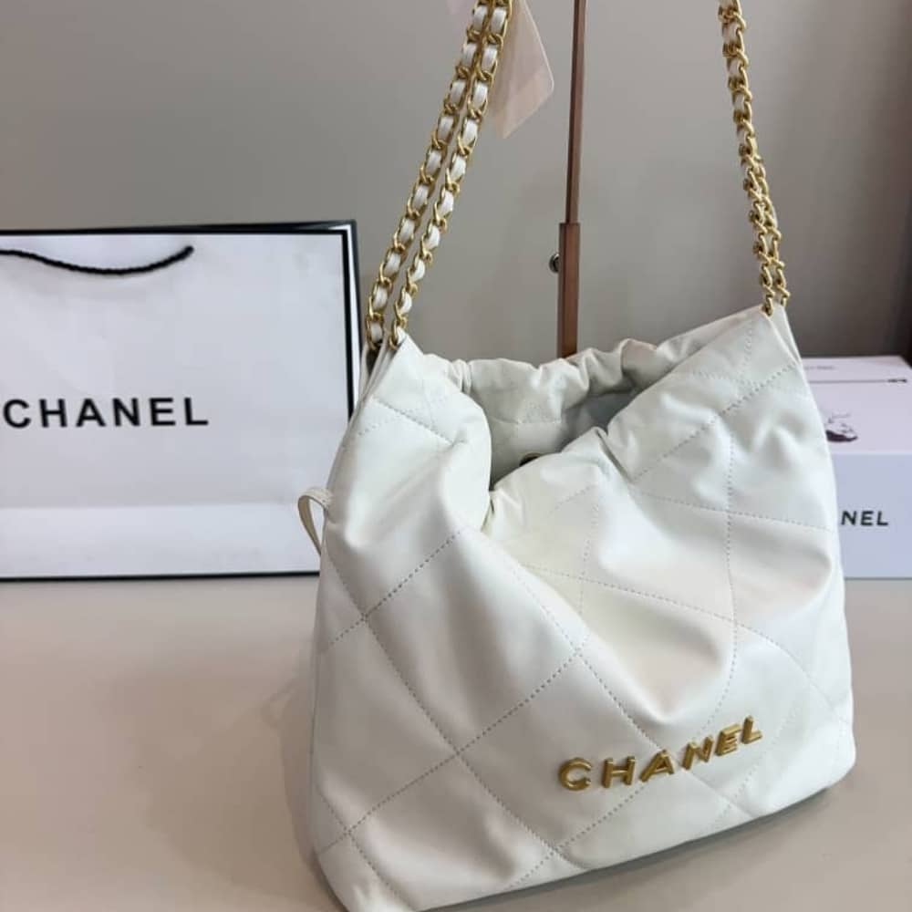 Chanel 22 Small Handbag White 36Cm AS3260 B09859 10601