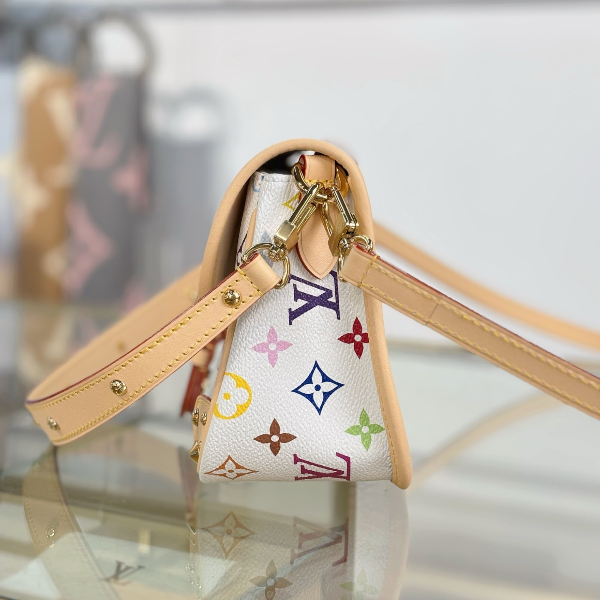 Louis Vuitton Diane LV x TM M27866 24cm/9.4in