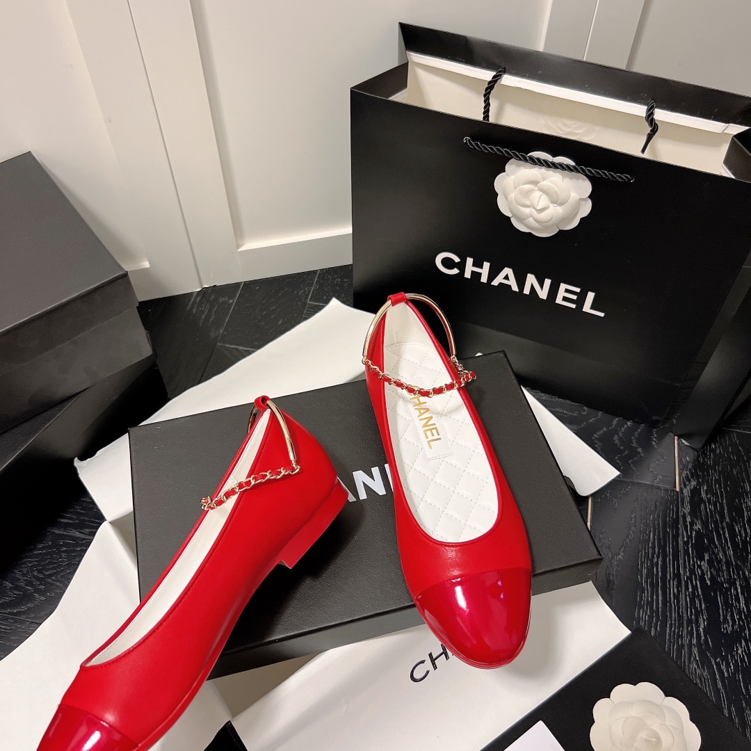 Chanel Interlocking Cc Logo Ballet Flats Red