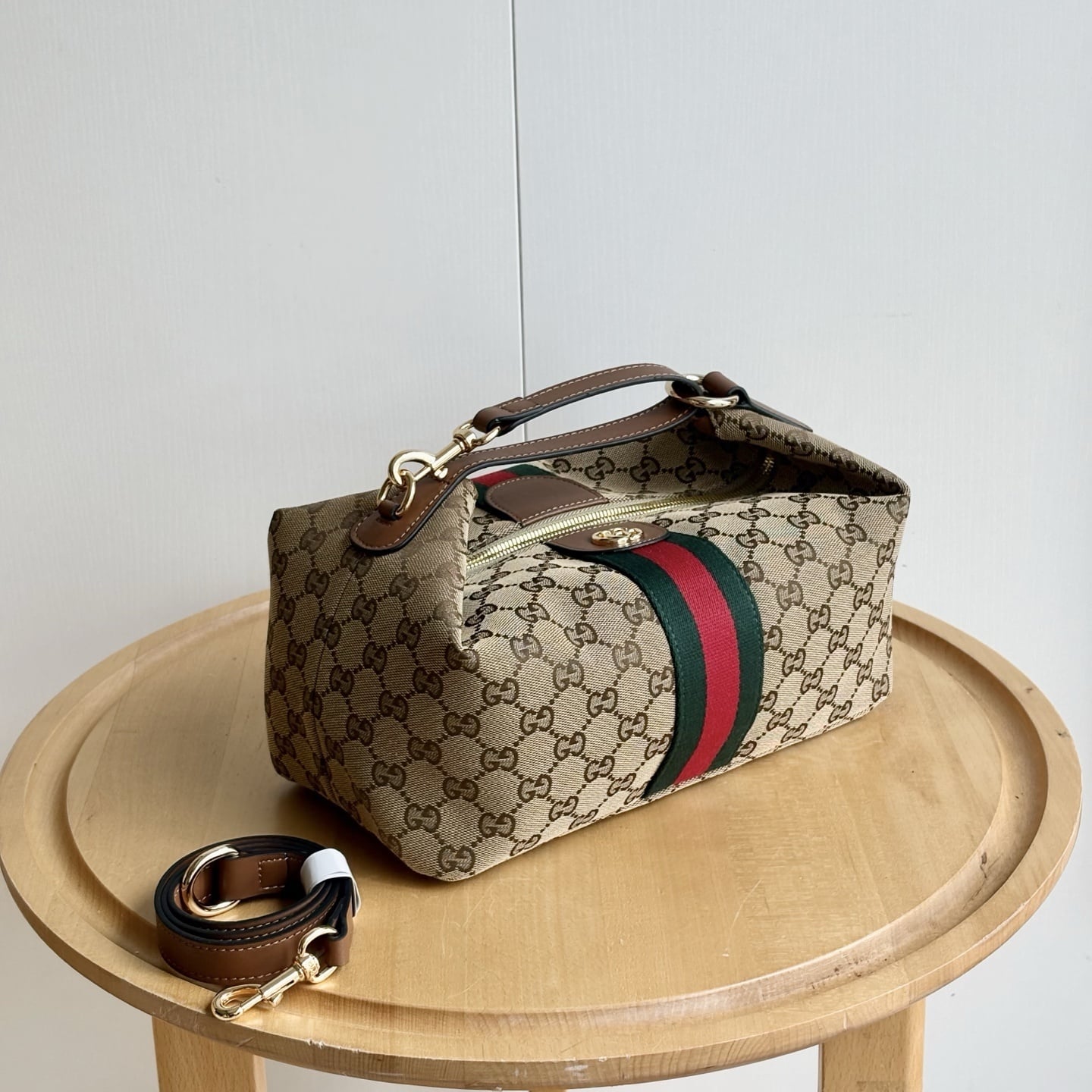 Gucci Vanity Medium Top Handle Bag Beige And Brown GG Canvas 27Cm ‎857799 FAFUF 9870