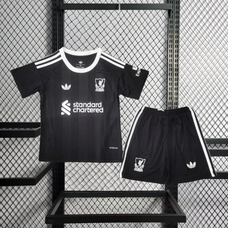 2025-26 Liverpool black goalkeeper kids Football jersey