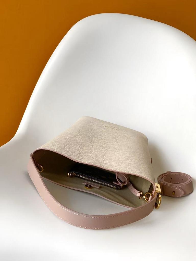 Louis Vuitton Low Key All In BB 16cm M29112