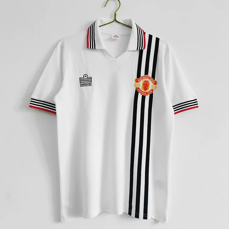 Retro 1975-80 Manchester United Away White Football Shirt