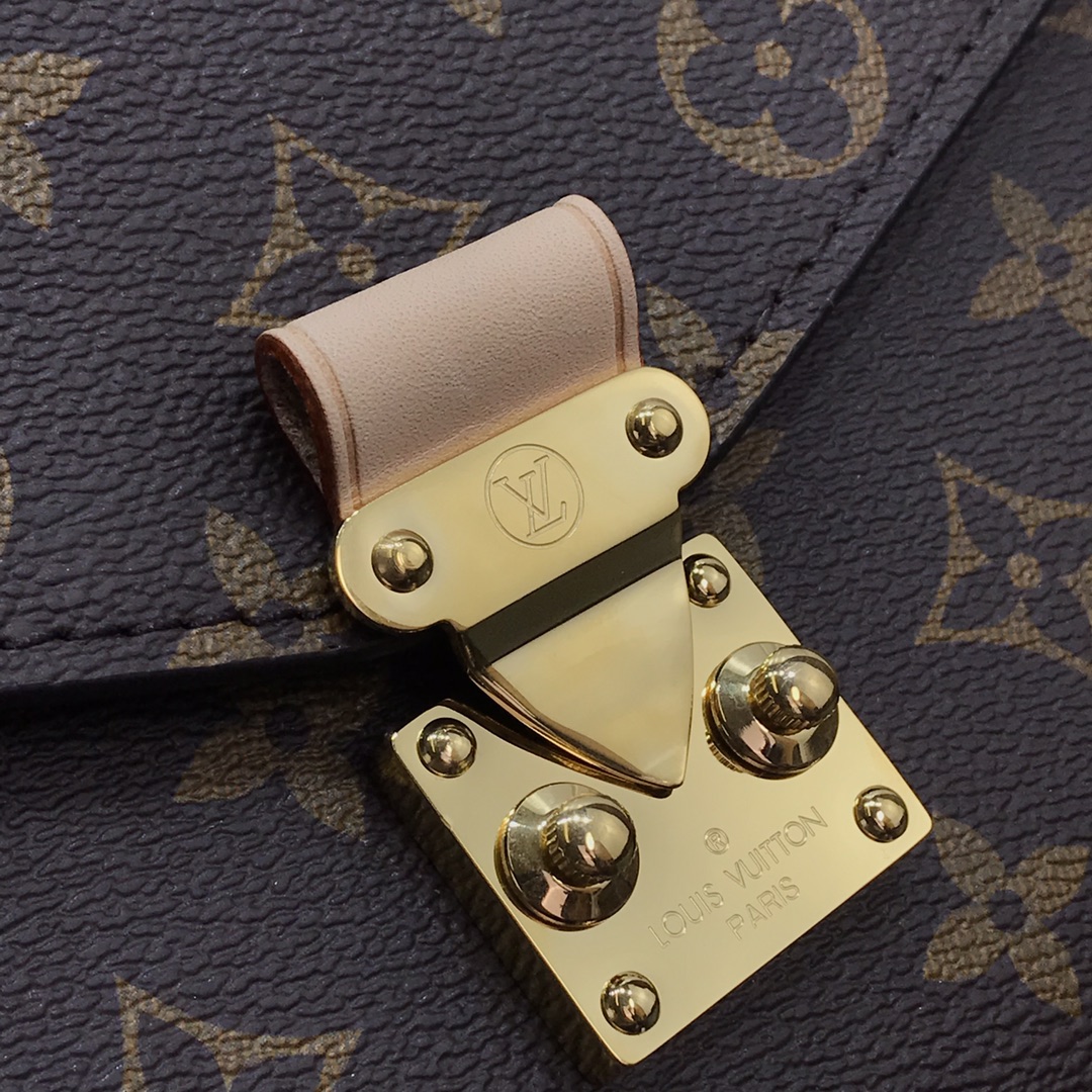 Louis Vuitton Monogram Canvas Pochette M Tis 25Cm M44875