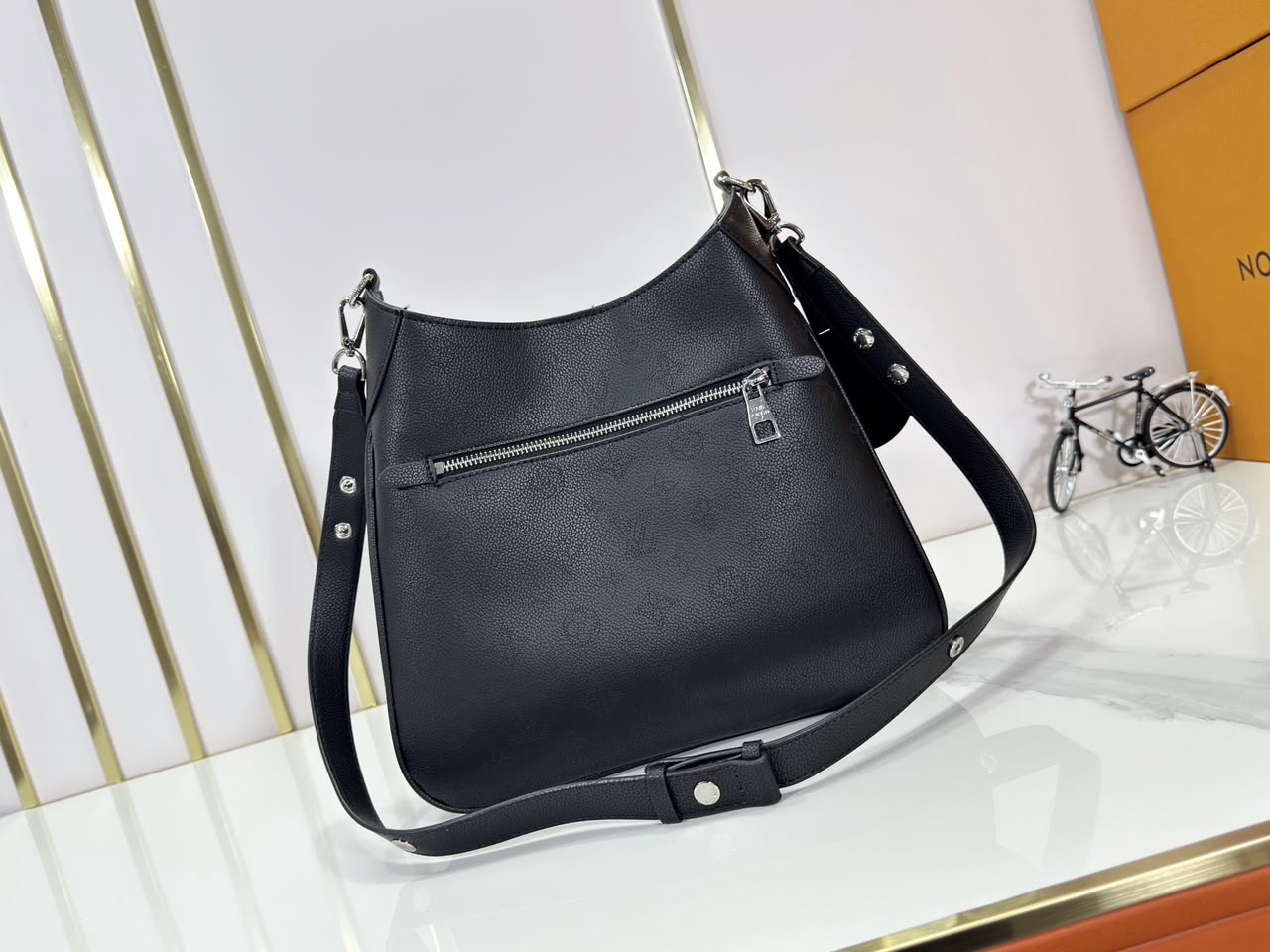 Louis Vuitton All Around PM Black 25cm M28306