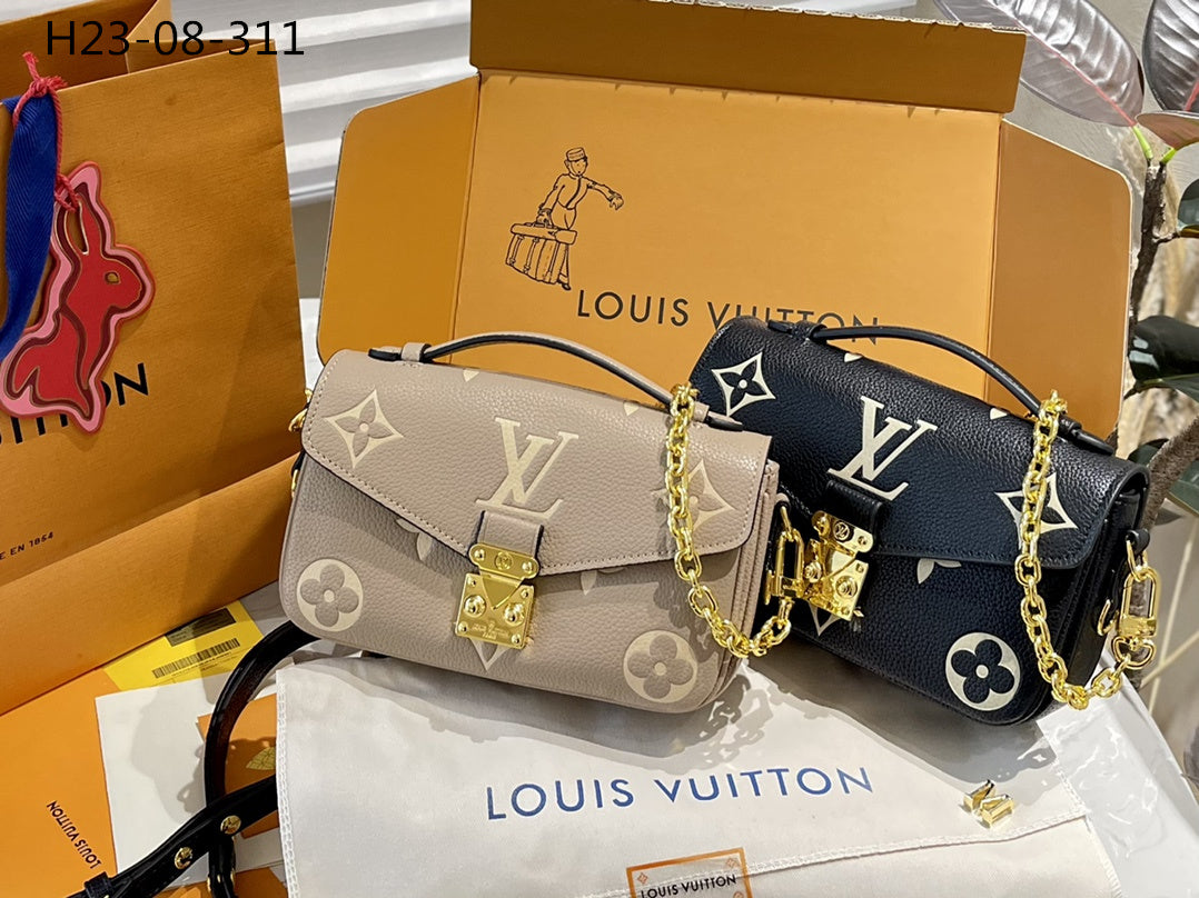 Louis Vuitton Pochette M Tis East West Bag Gray Cream 21Cm