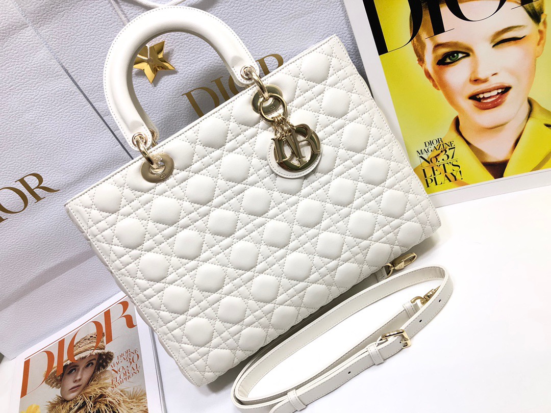 Lady Dior seven check sheepskin rattan check cow leather clamshell handbag