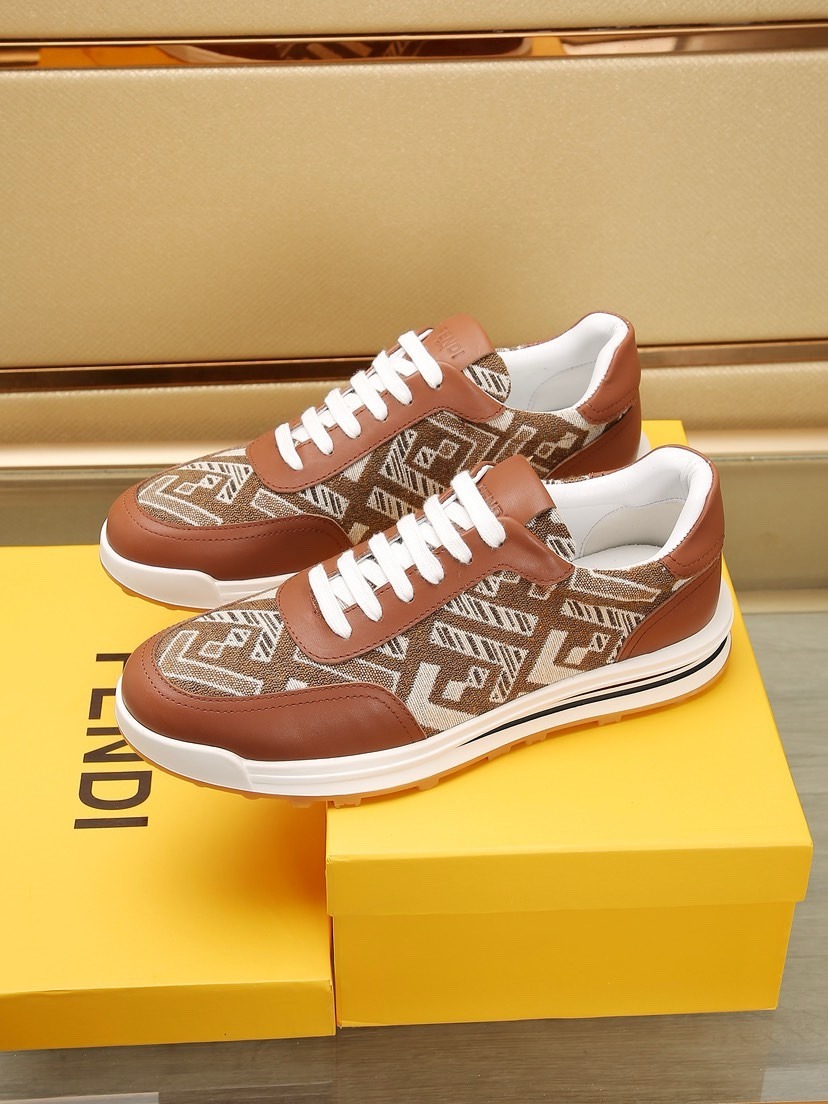 FENDI CASUAL SNEAKERS