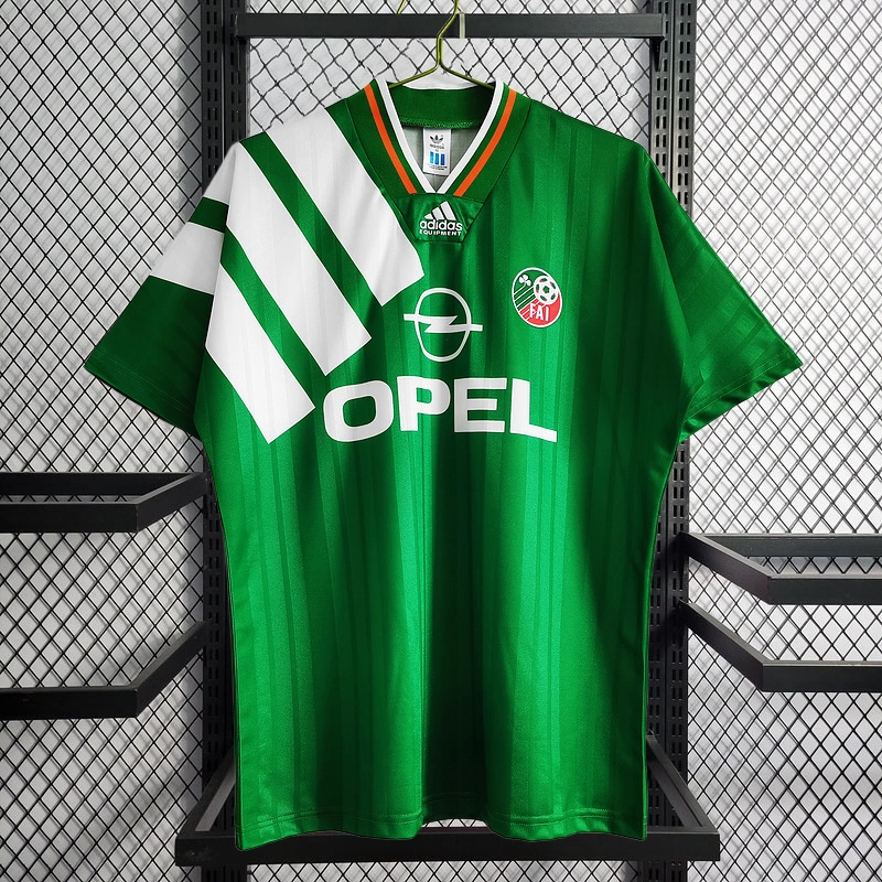 retro 1992-94 Republic of Ireland home retro football jersey