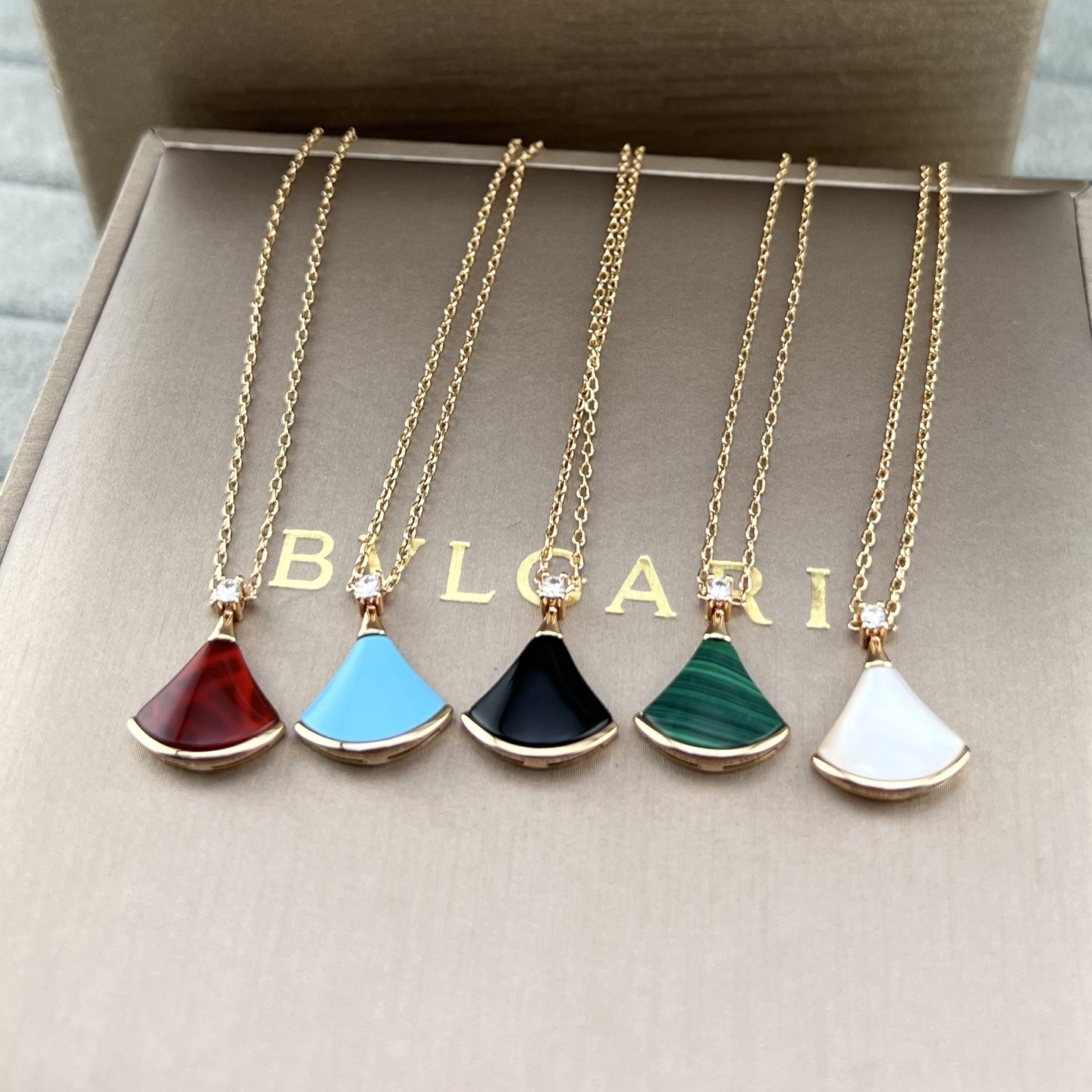 Rose gold diamond fan necklace