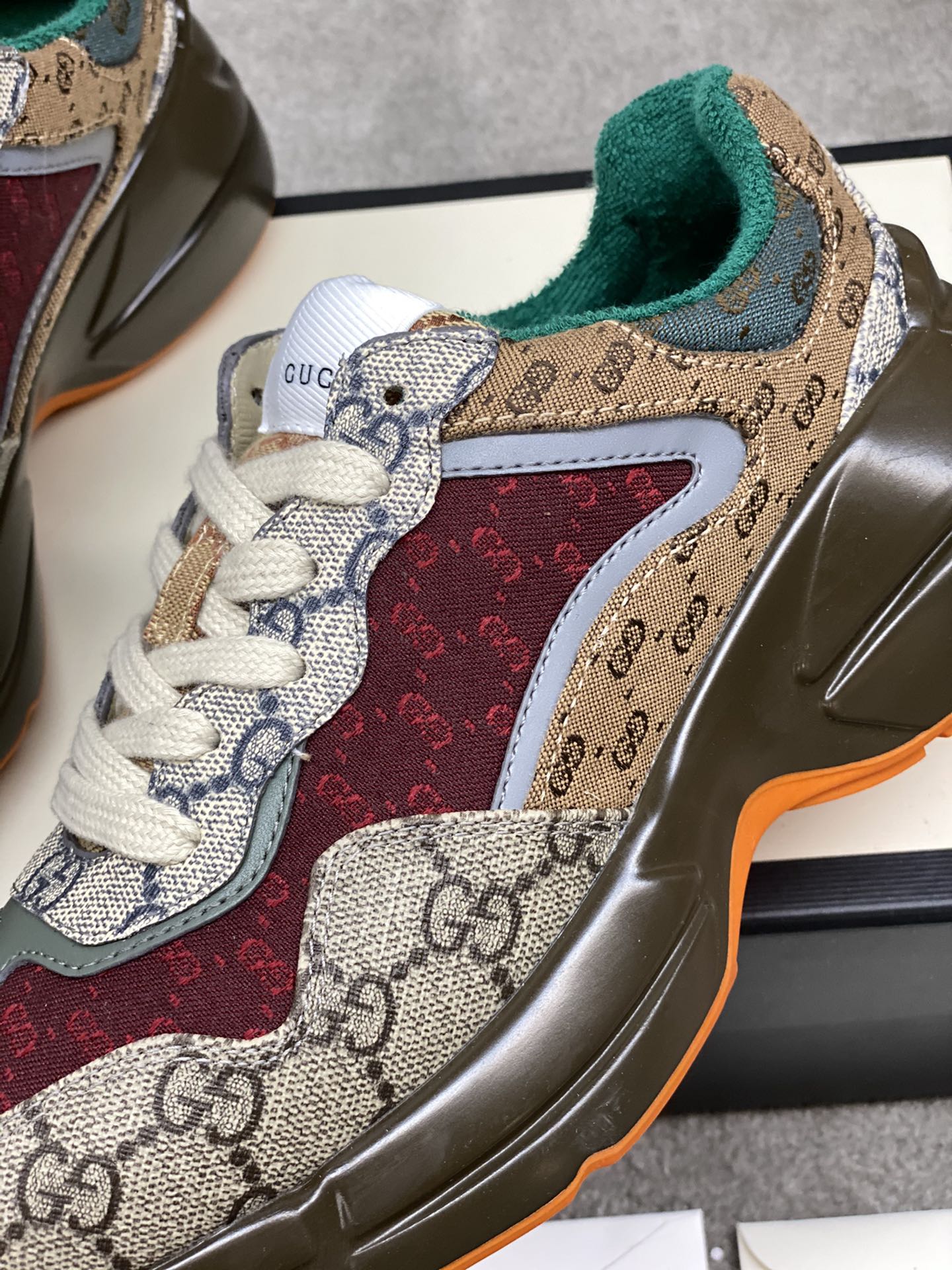 Gucci Women’S Gg Rhyton Sneaker ‎619891 99Wg0 6060